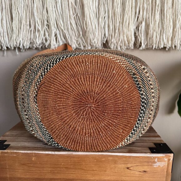 90s Vintage Leather Strap Brown Woven Raffia Farmers Market Bucket LRG Tote Bag - Picture 11 of 11